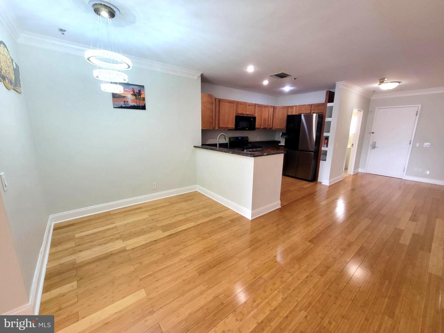 1100 Vine St #p301 Property Photo 9