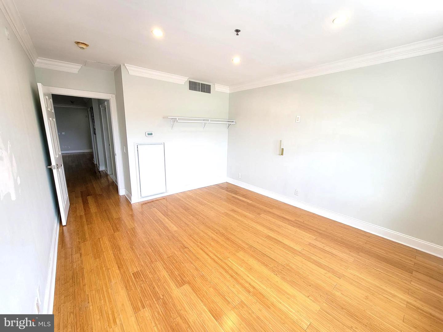 1100 Vine St #p301 Property Photo 16