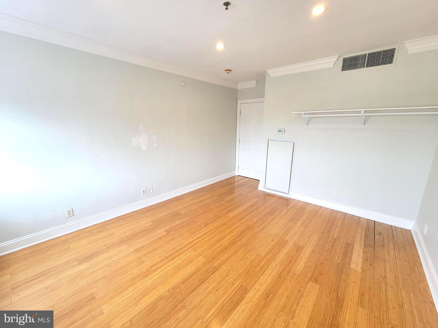 1100 Vine St #p301 Property Photo 18