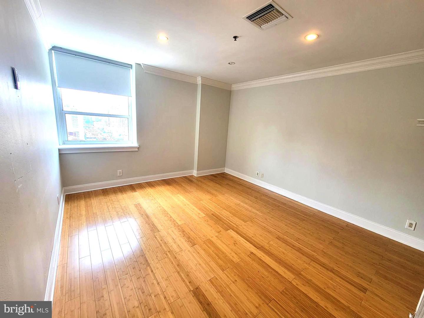 1100 Vine St #p301 Property Photo 19