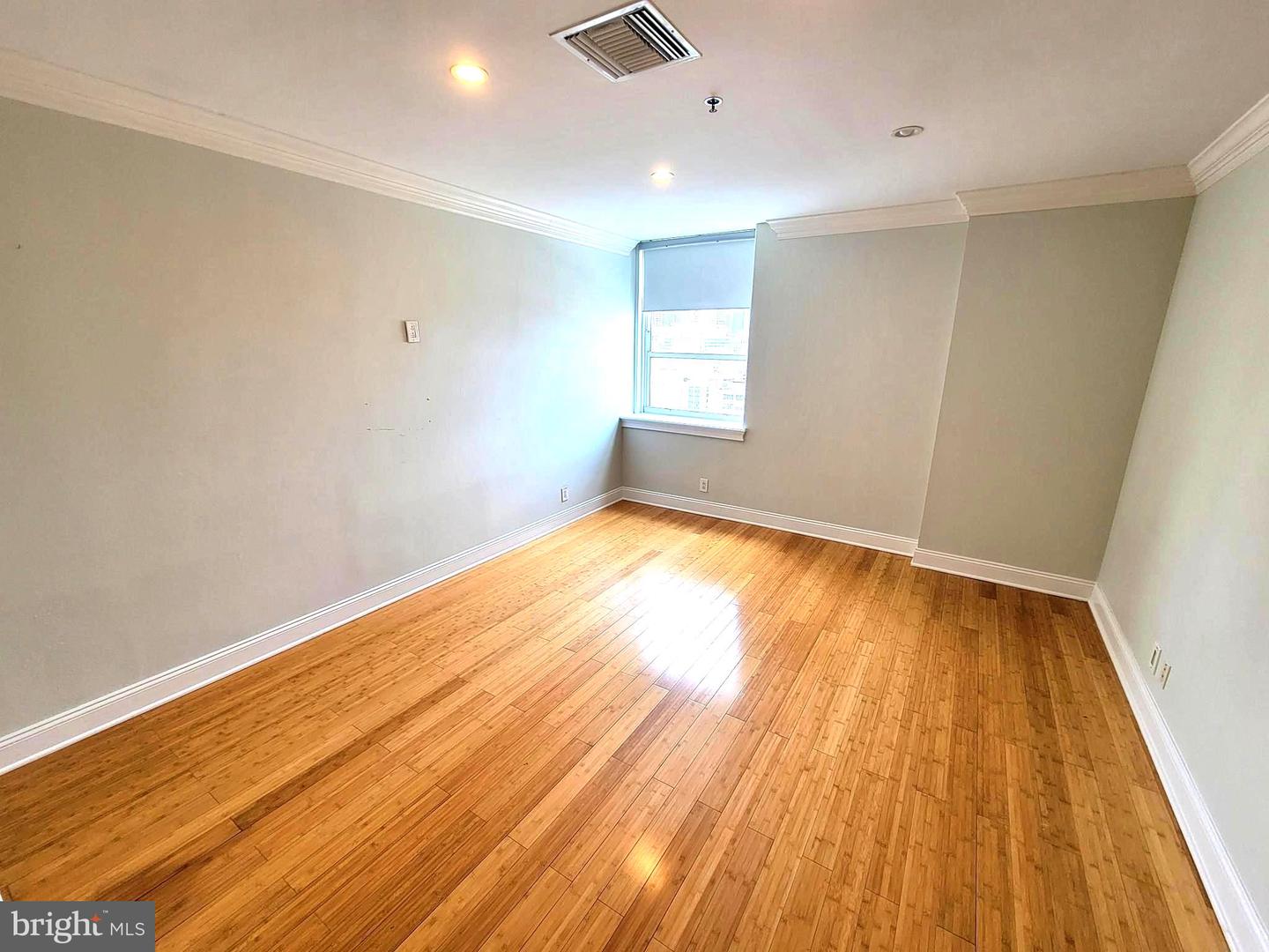 1100 Vine St #p301 Property Photo 20