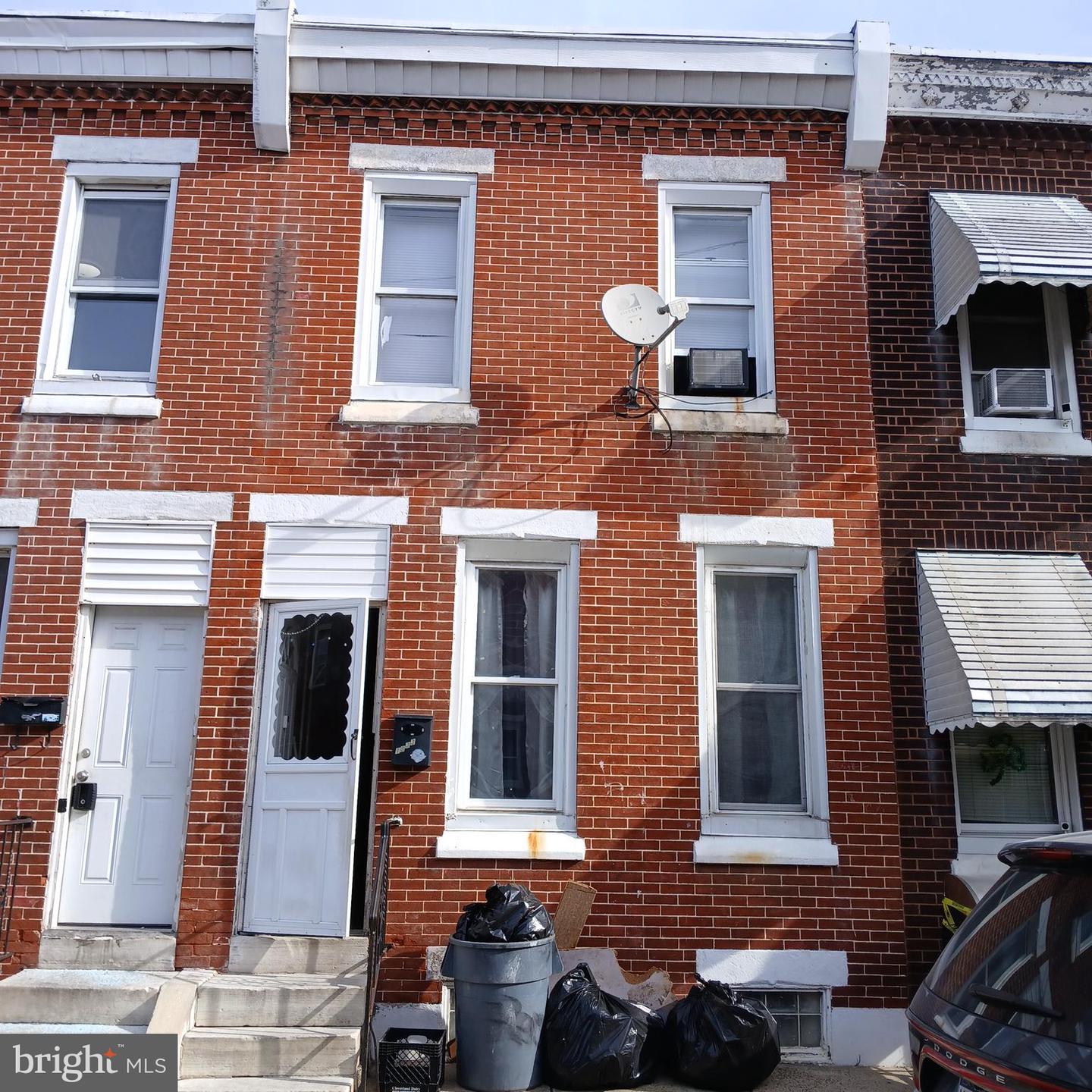 1833 E LIPPINCOTT ST Property Photo 1