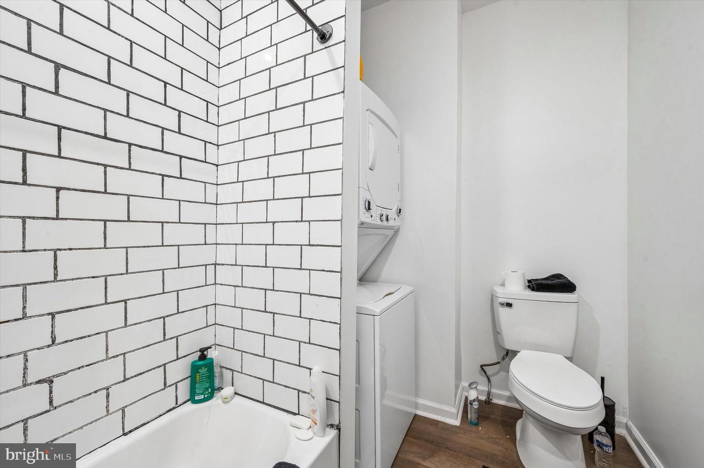 5643 Market St Property Photo 18
