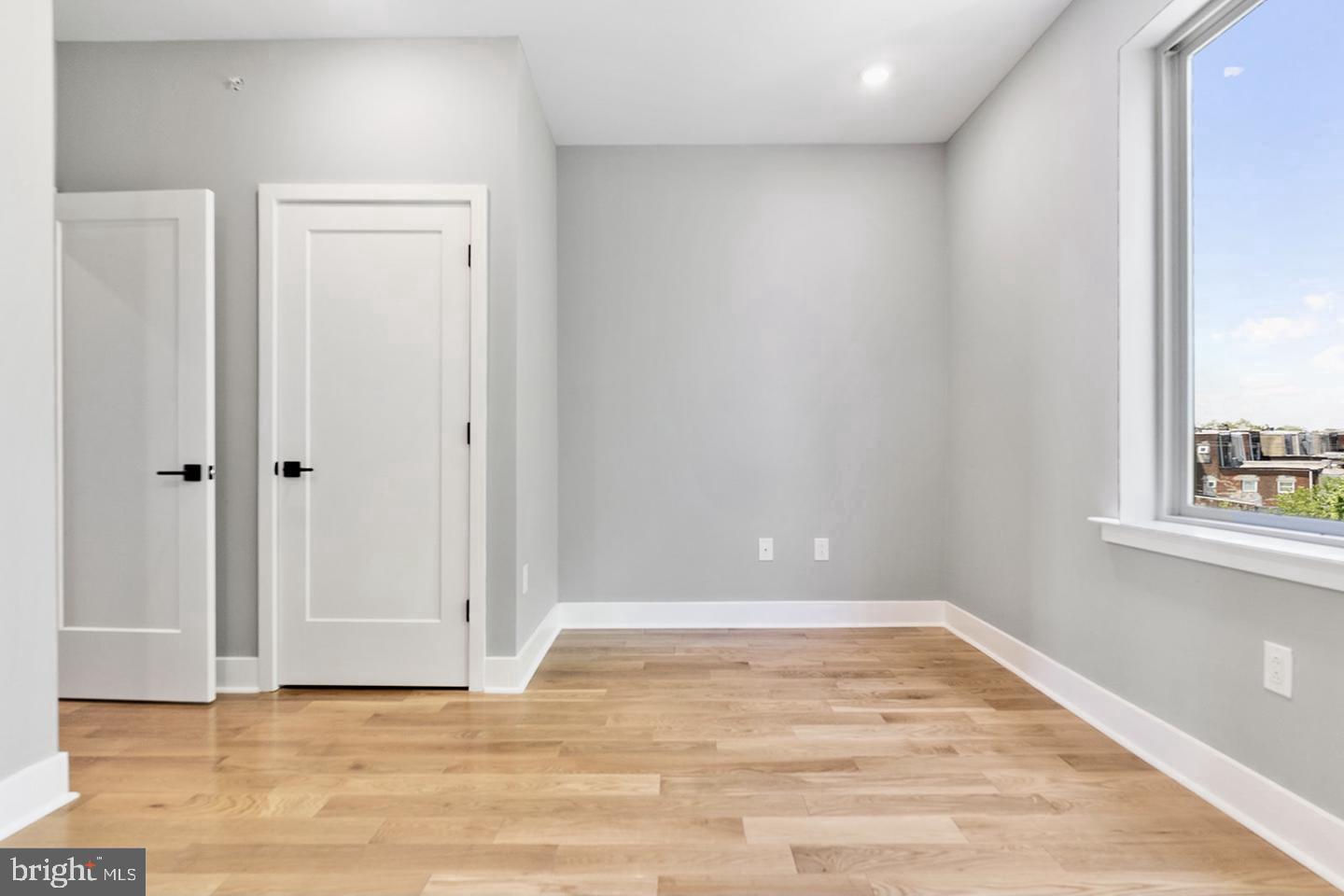 3037 W Sedgley Ave #2 Property Photo 19