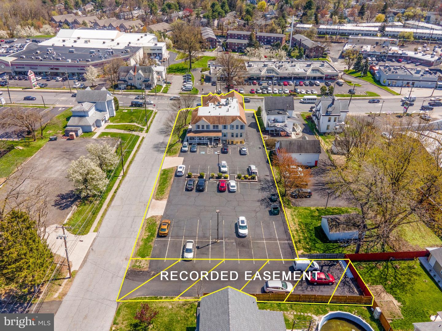 14500 Bustleton Ave Property Photo 4