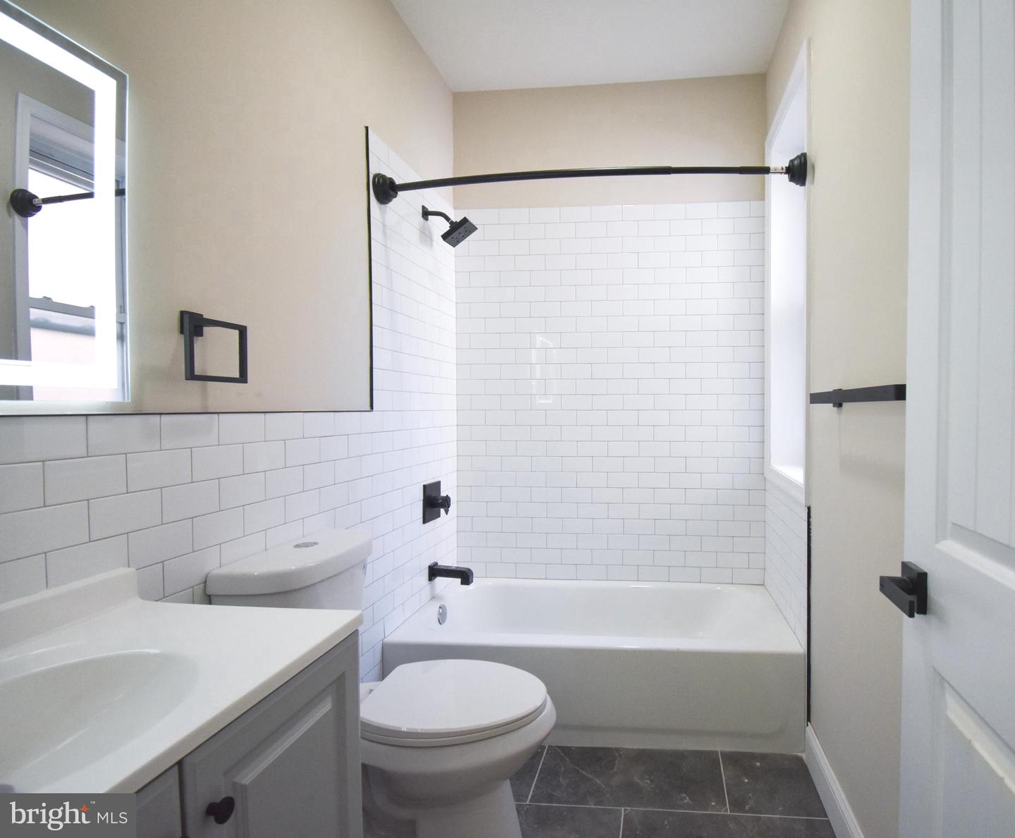 5334 Lena St Property Photo 14