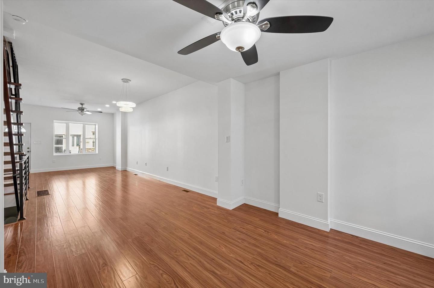2544 S Watts St Property Photo 6