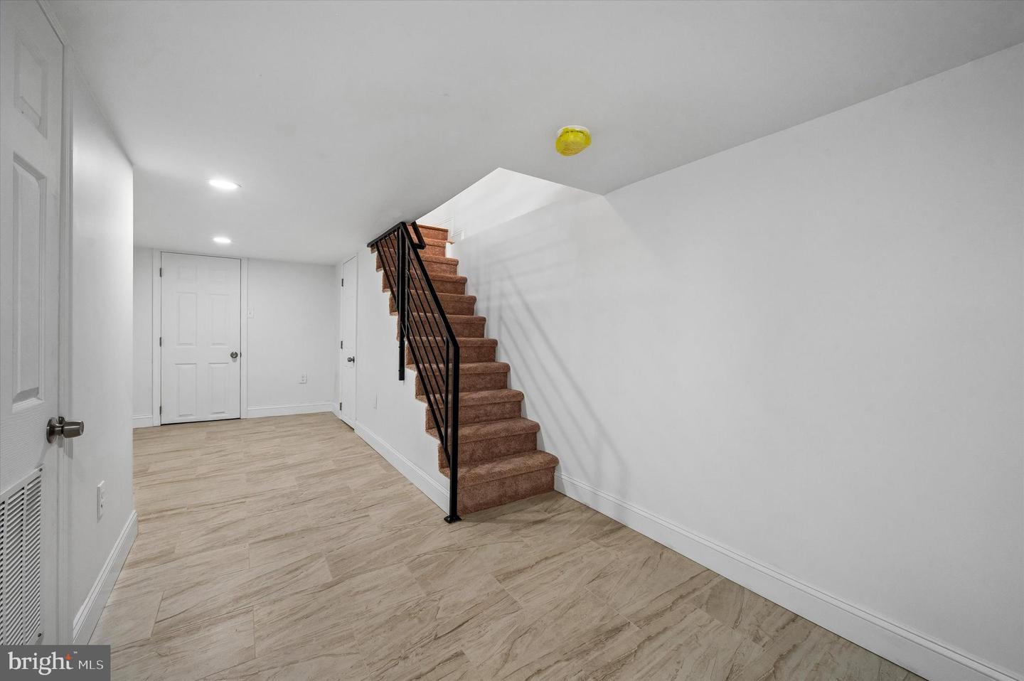 2544 S Watts St Property Photo 26