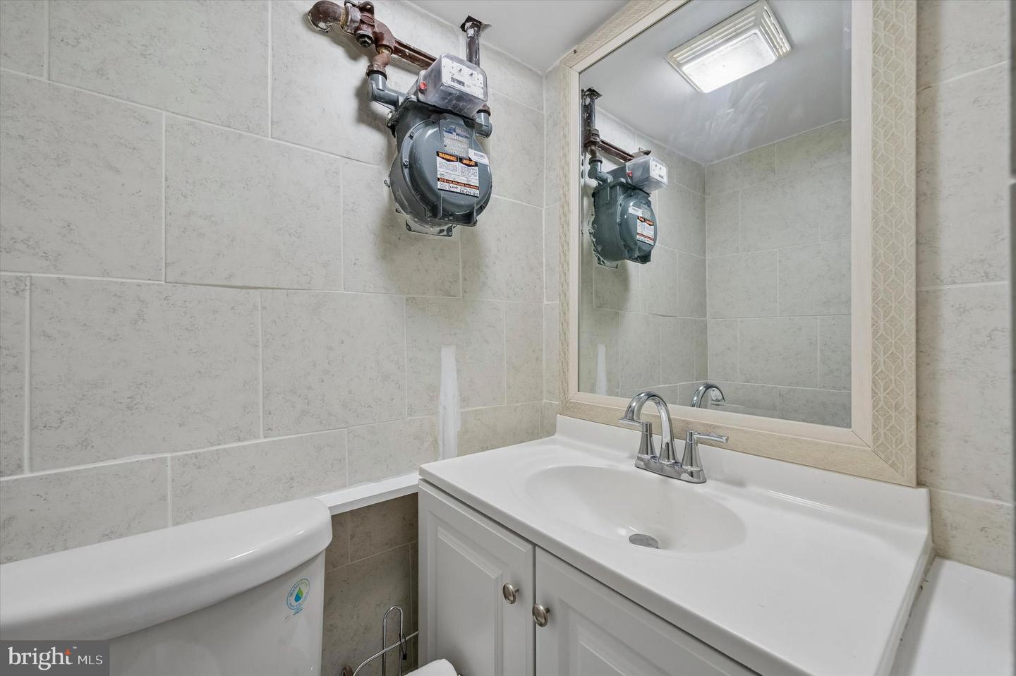 2544 S Watts St Property Photo 27