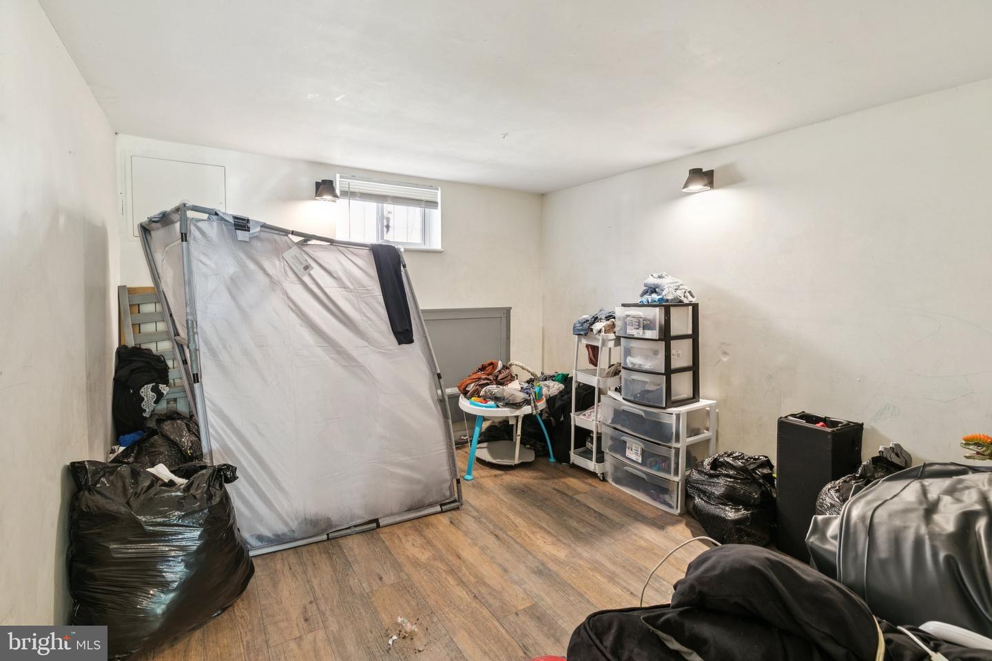 1227 W Champlost Ave Property Photo 5