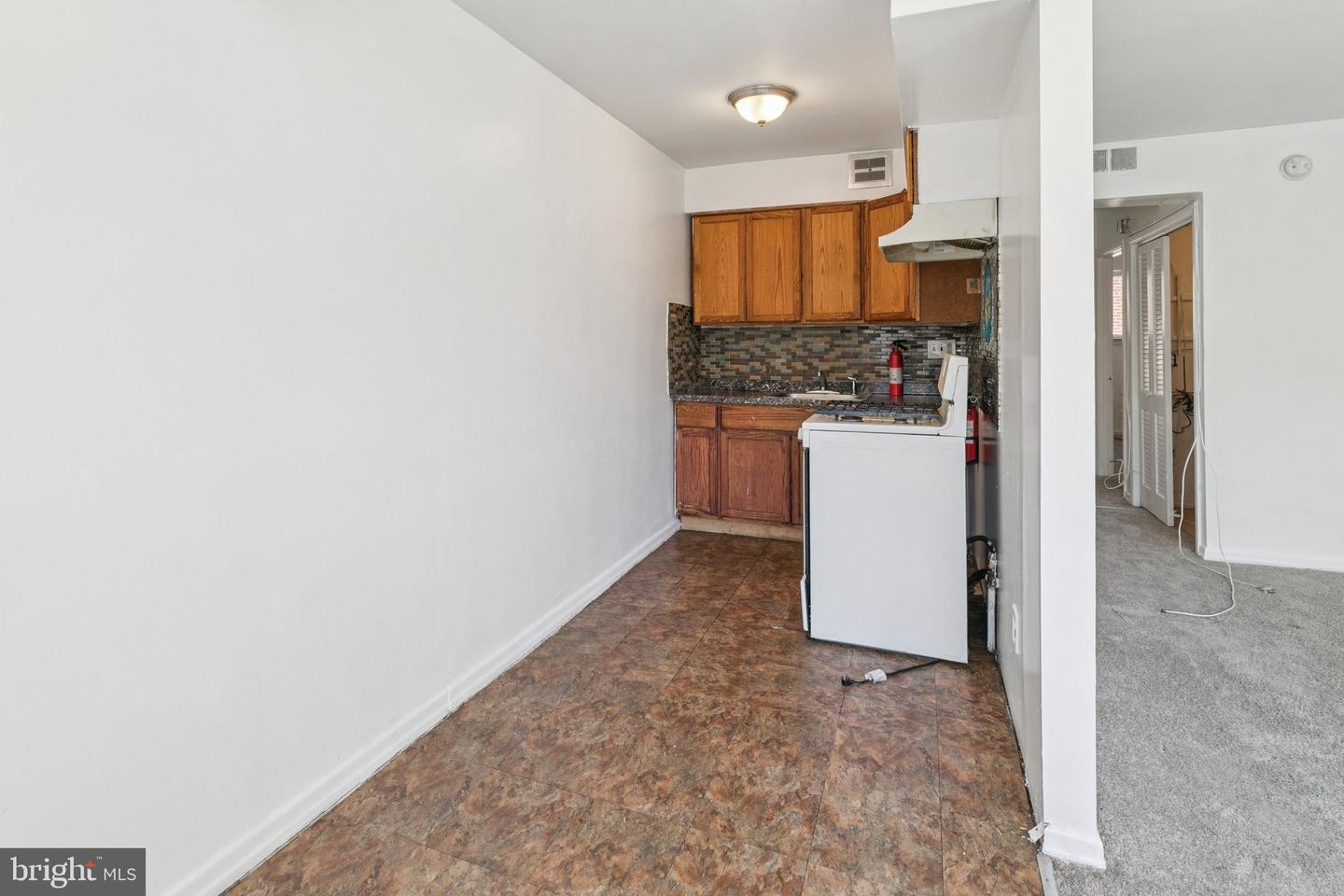 1227 W Champlost Ave Property Photo 41