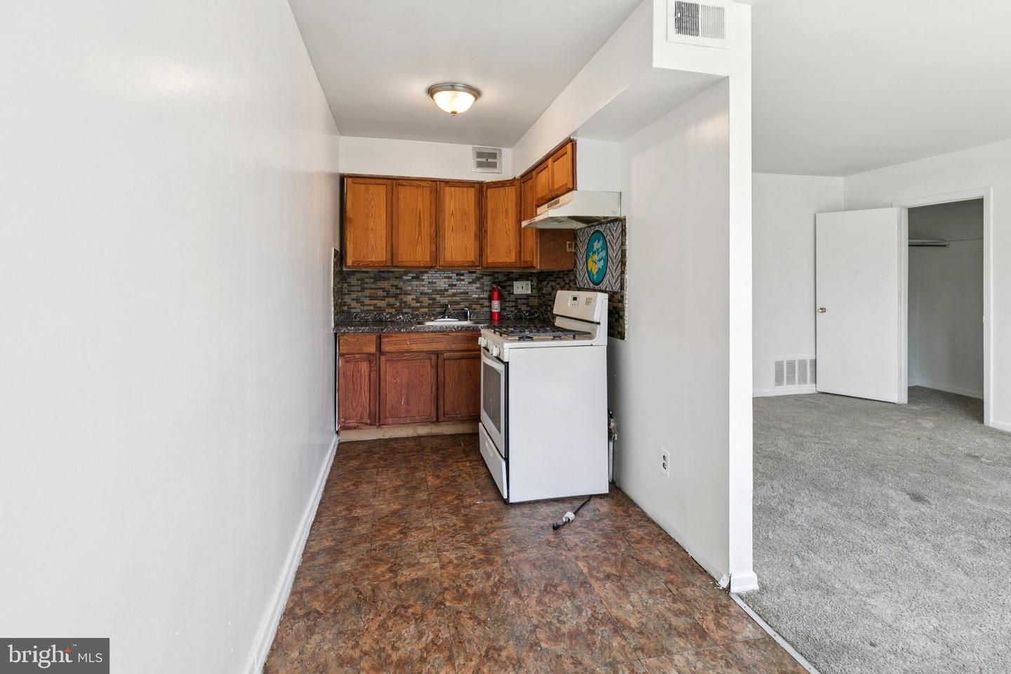 1227 W Champlost Ave Property Photo 42
