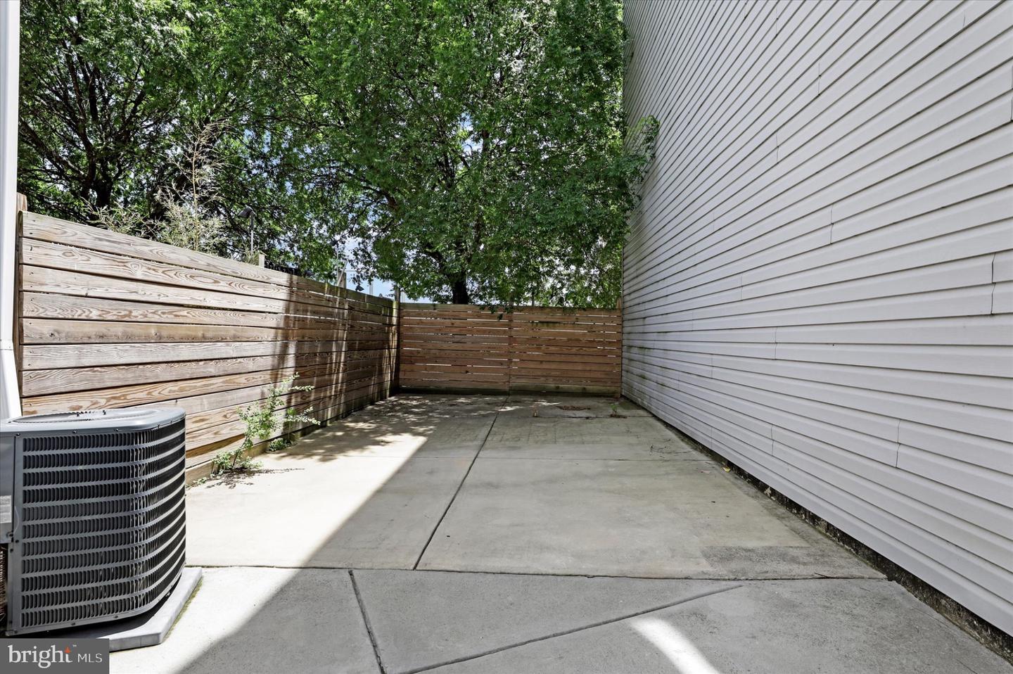 2652 E Norris St Property Photo 3