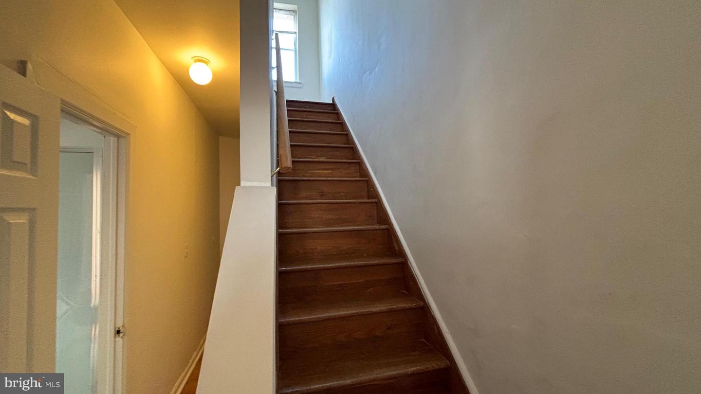 127 S 51st St Property Photo 14