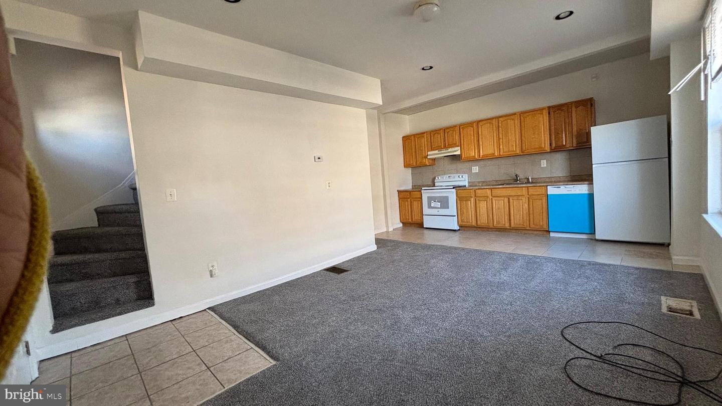 127 S 51st St Property Photo 16