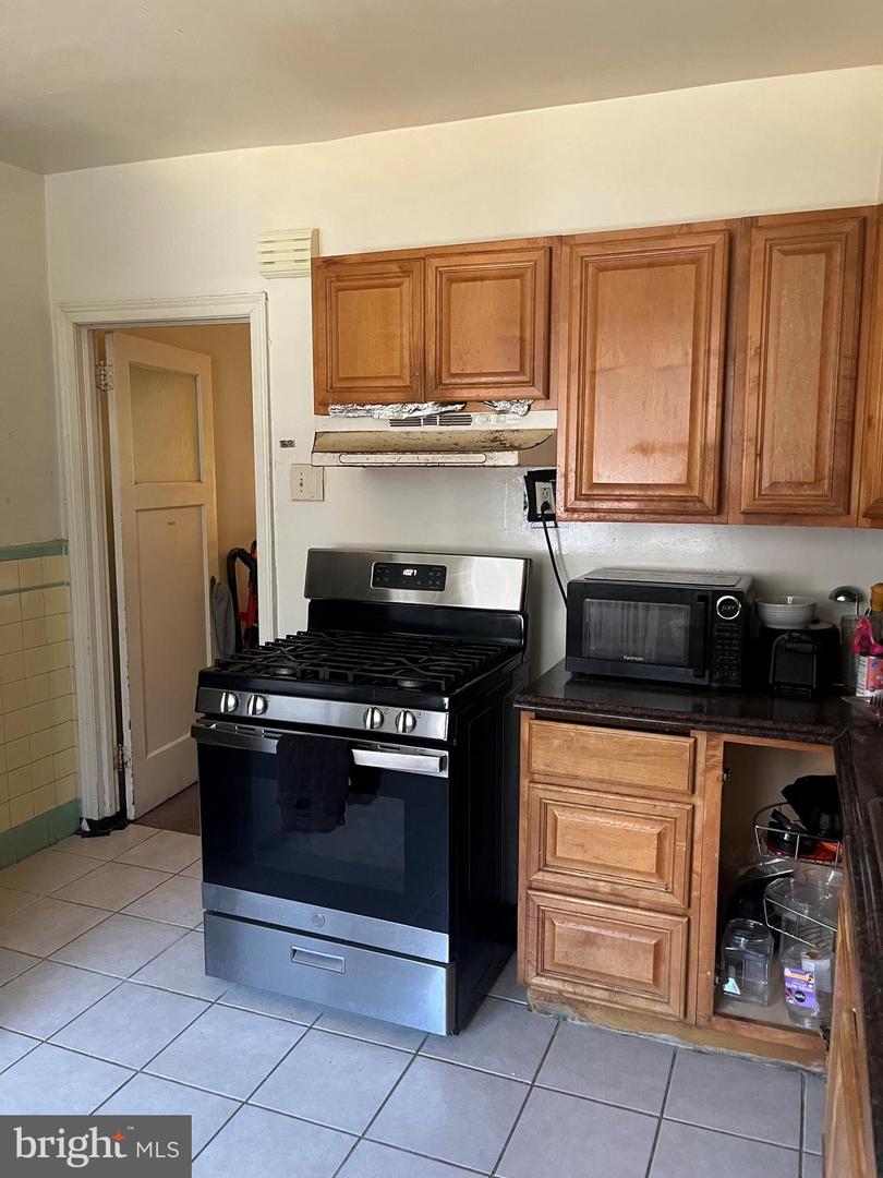 7388 Rugby St Property Photo 7
