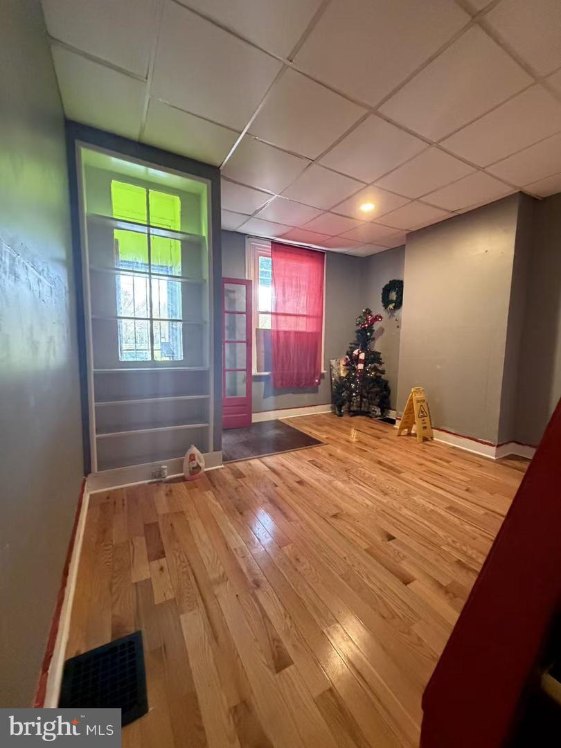 3464 Kensington Ave Property Photo 1