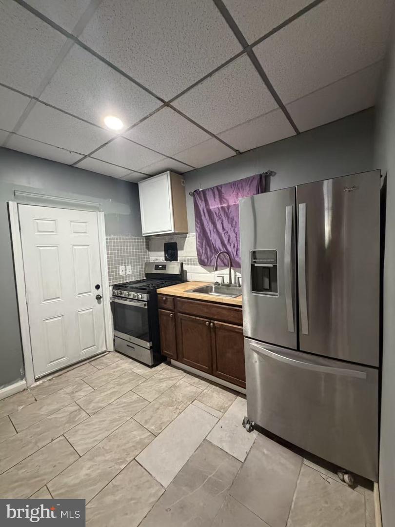 3464 Kensington Ave Property Photo 4
