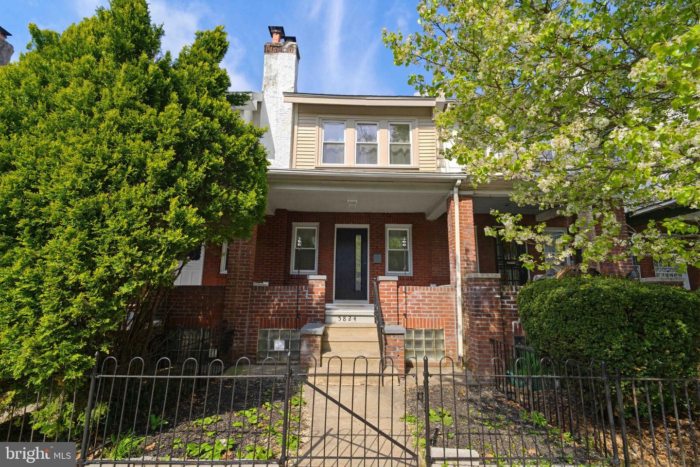 5824 N Marshall St Property Photo 1