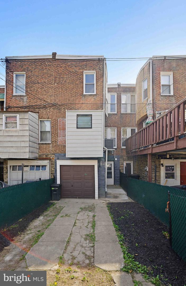 5824 N Marshall St Property Photo 32