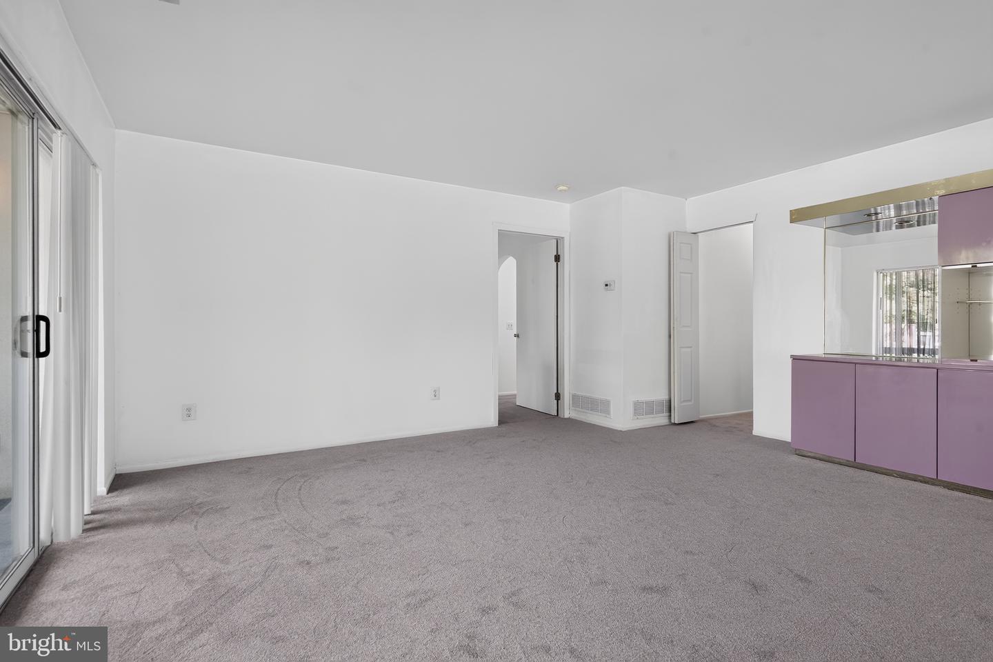 154 Benjamin Ct #g154 Property Photo 10