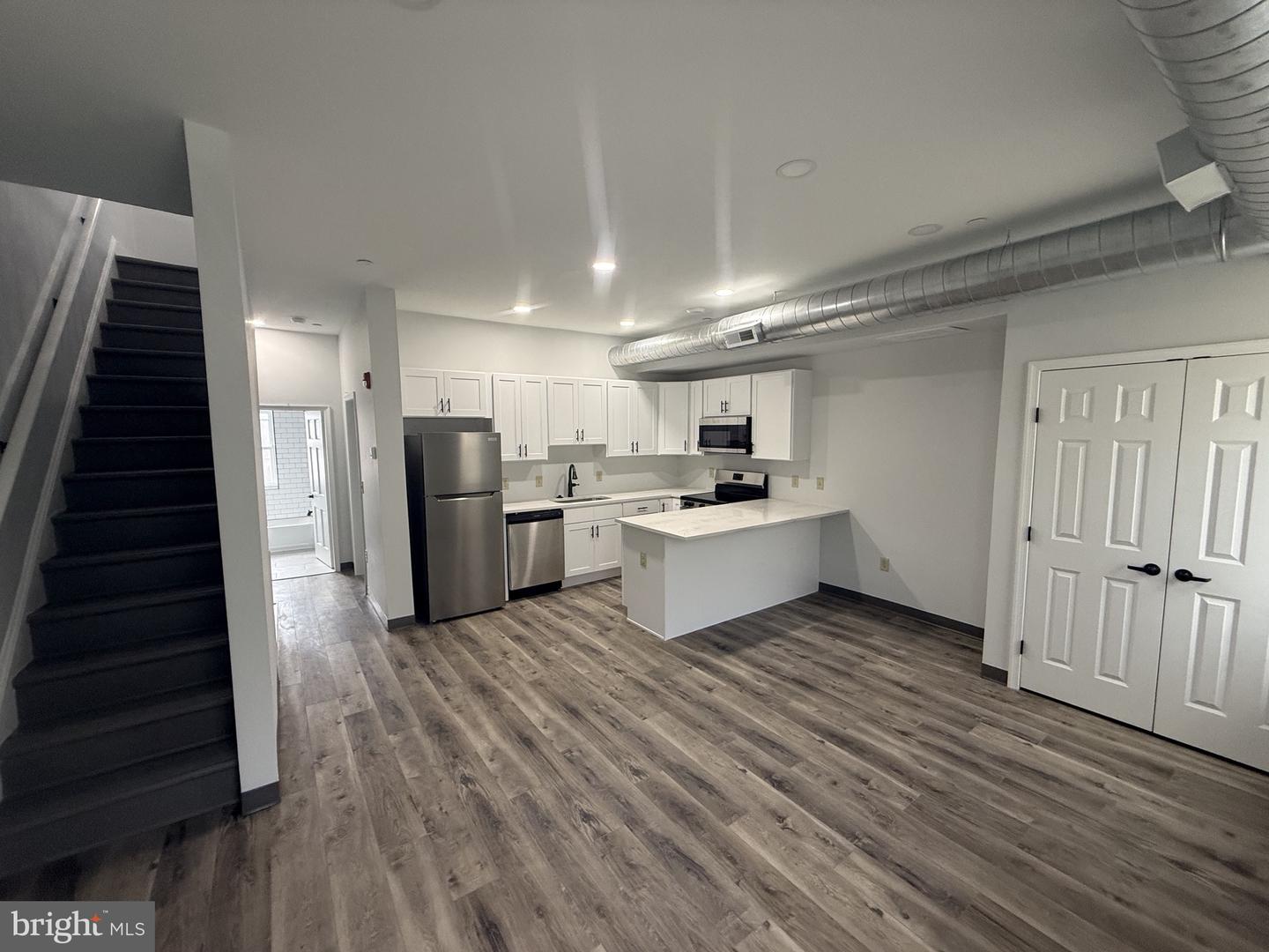 2513 FRANKFORD AVE #2 Property Photo 1