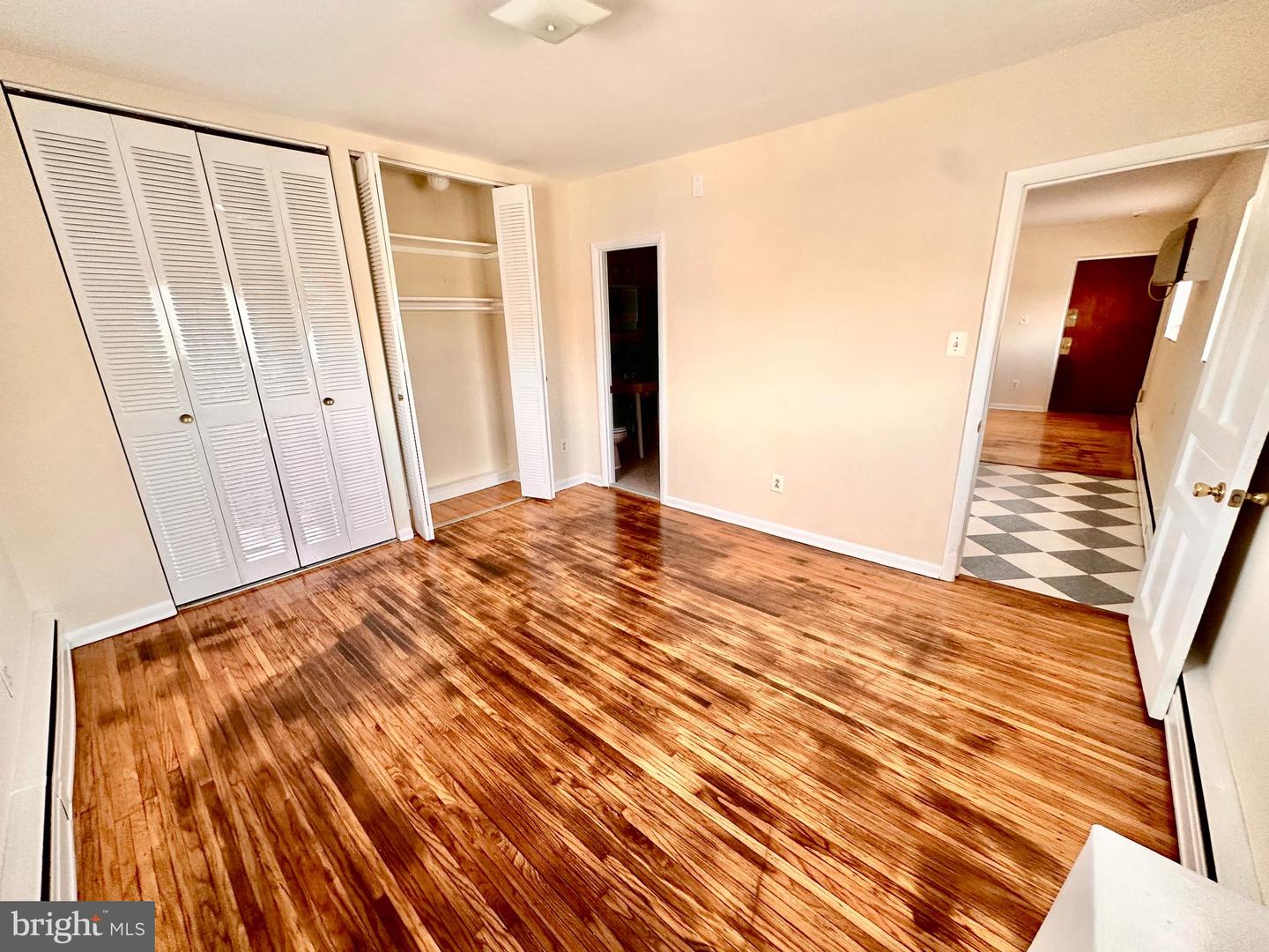 945 E Chelten Ave #3f Property Photo 7