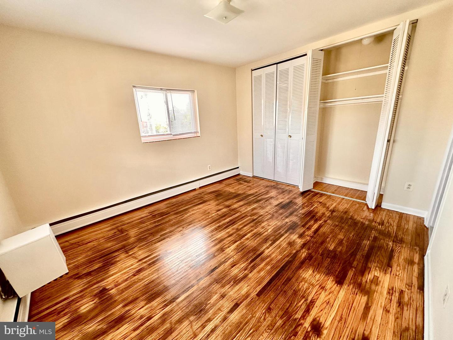 945 E Chelten Ave #3f Property Photo 8