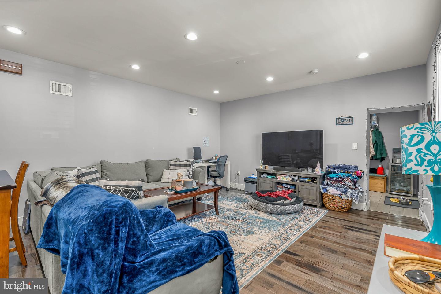 4146 Pechin St Property Photo 10