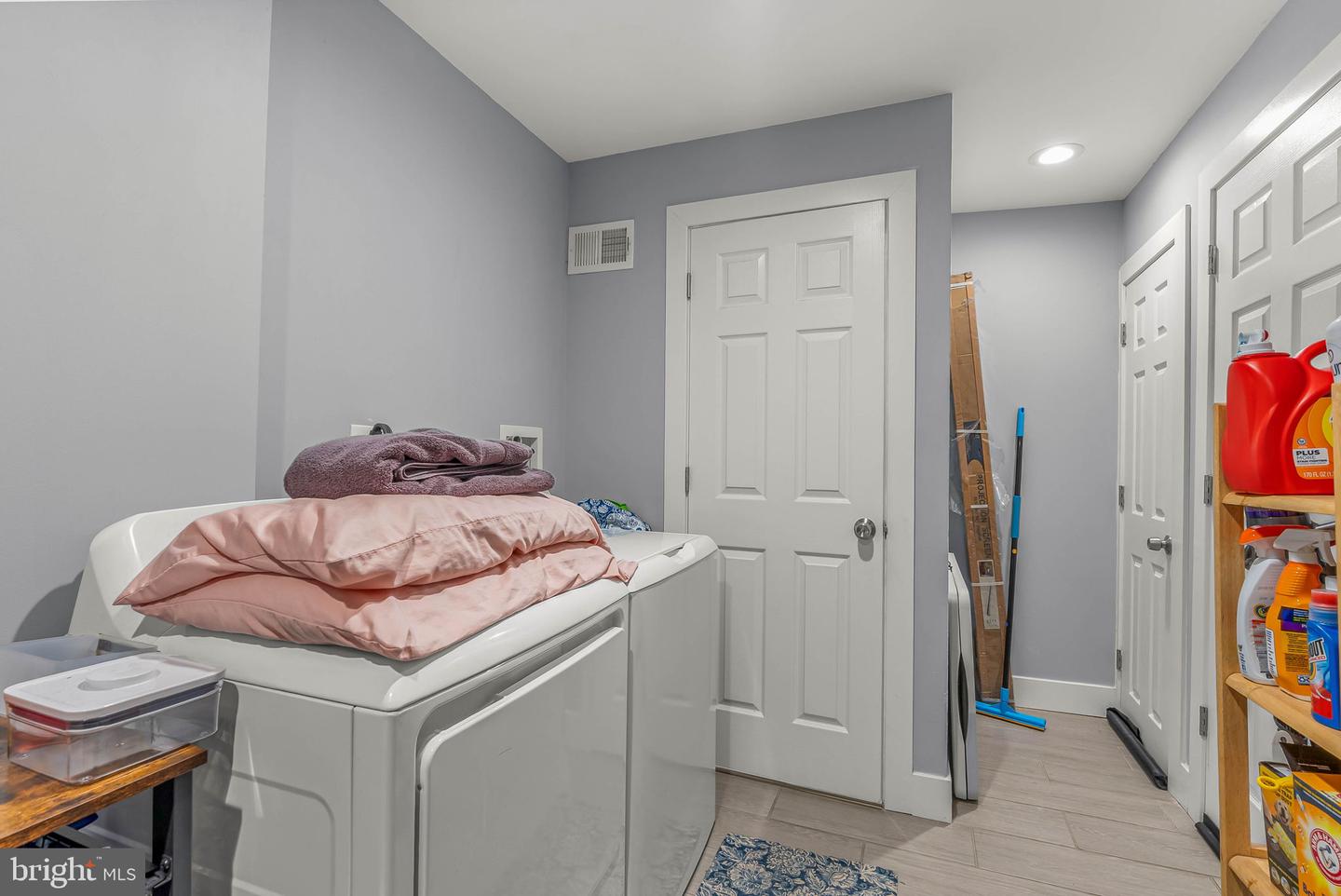 4146 Pechin St Property Photo 20