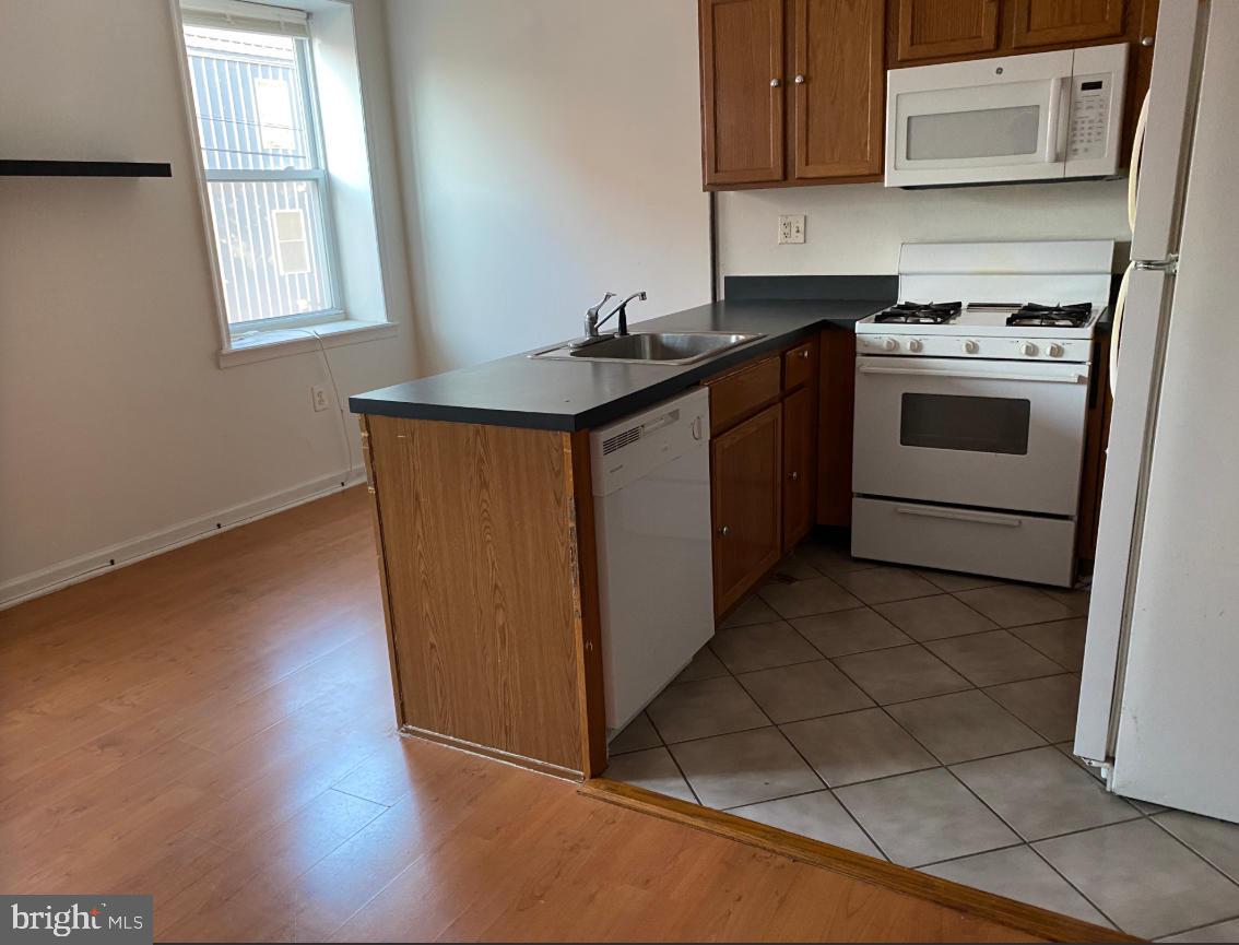 1430 W Master St Property Photo 11