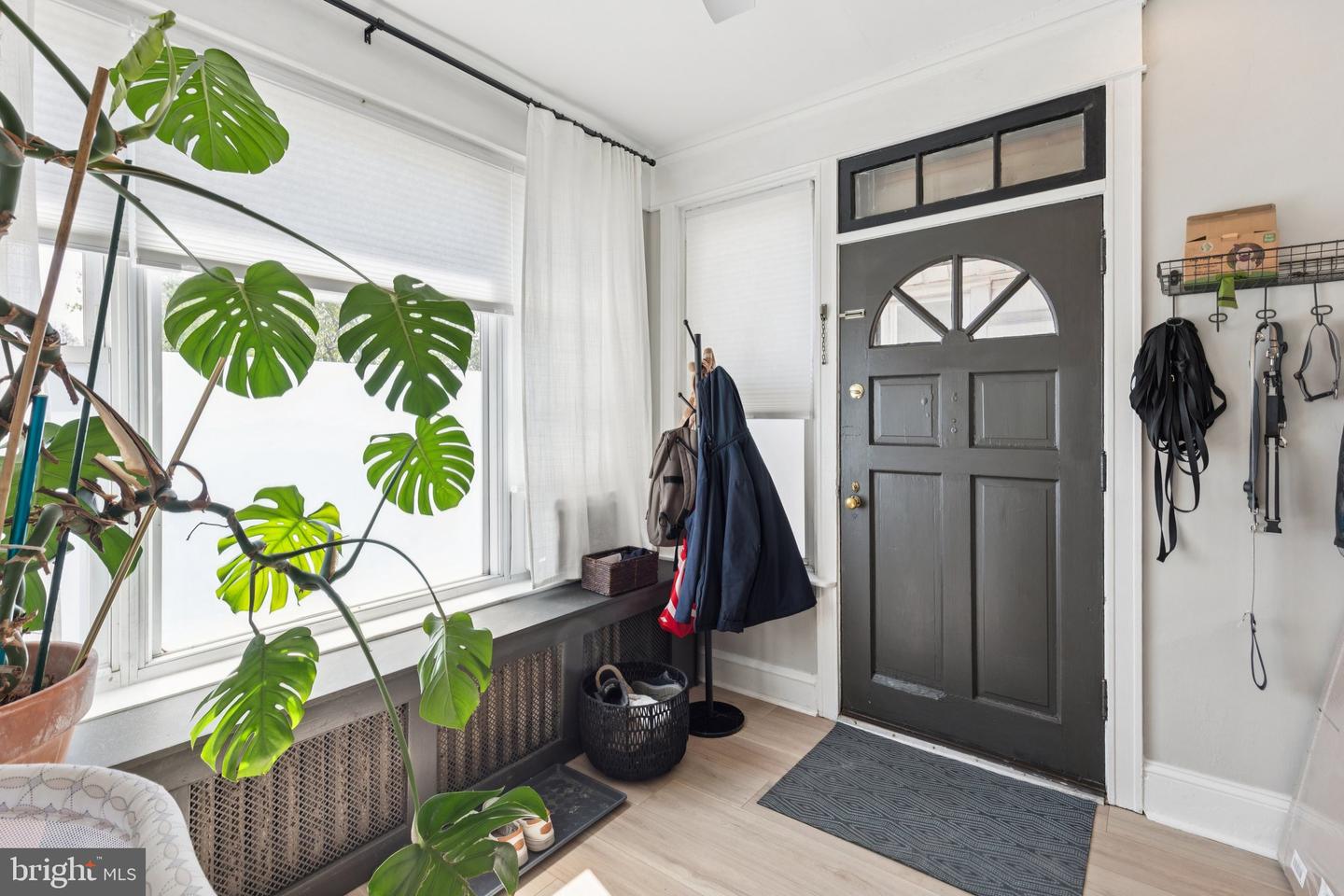 674 Wendover St Property Photo 3