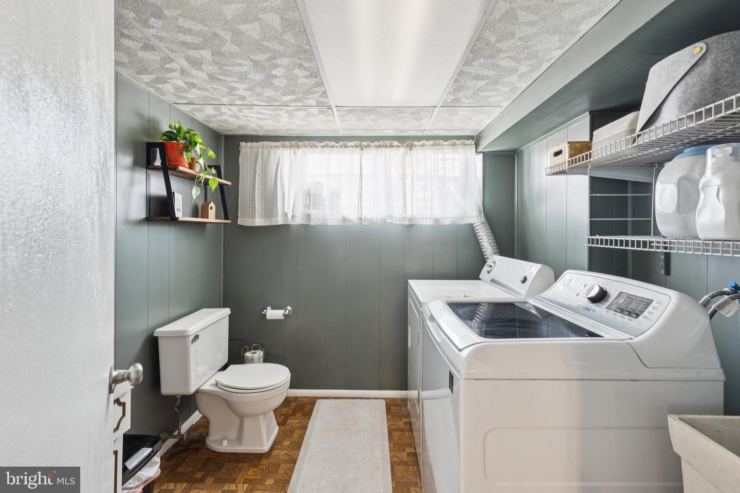 674 Wendover St Property Photo 38