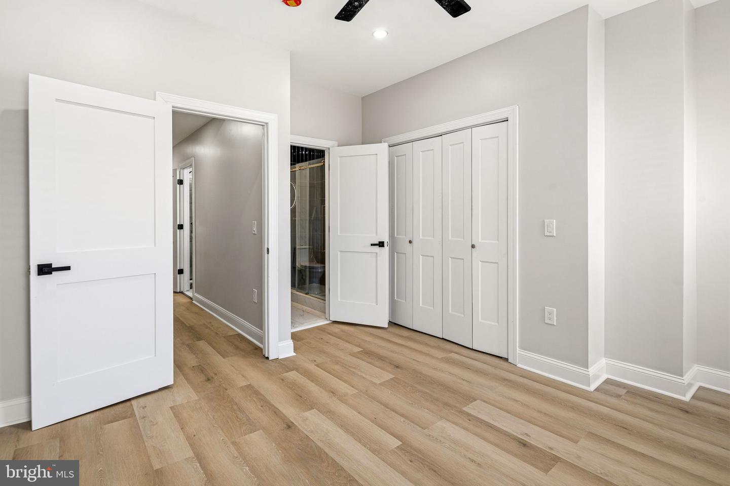 2040 Fernon St Property Photo 14