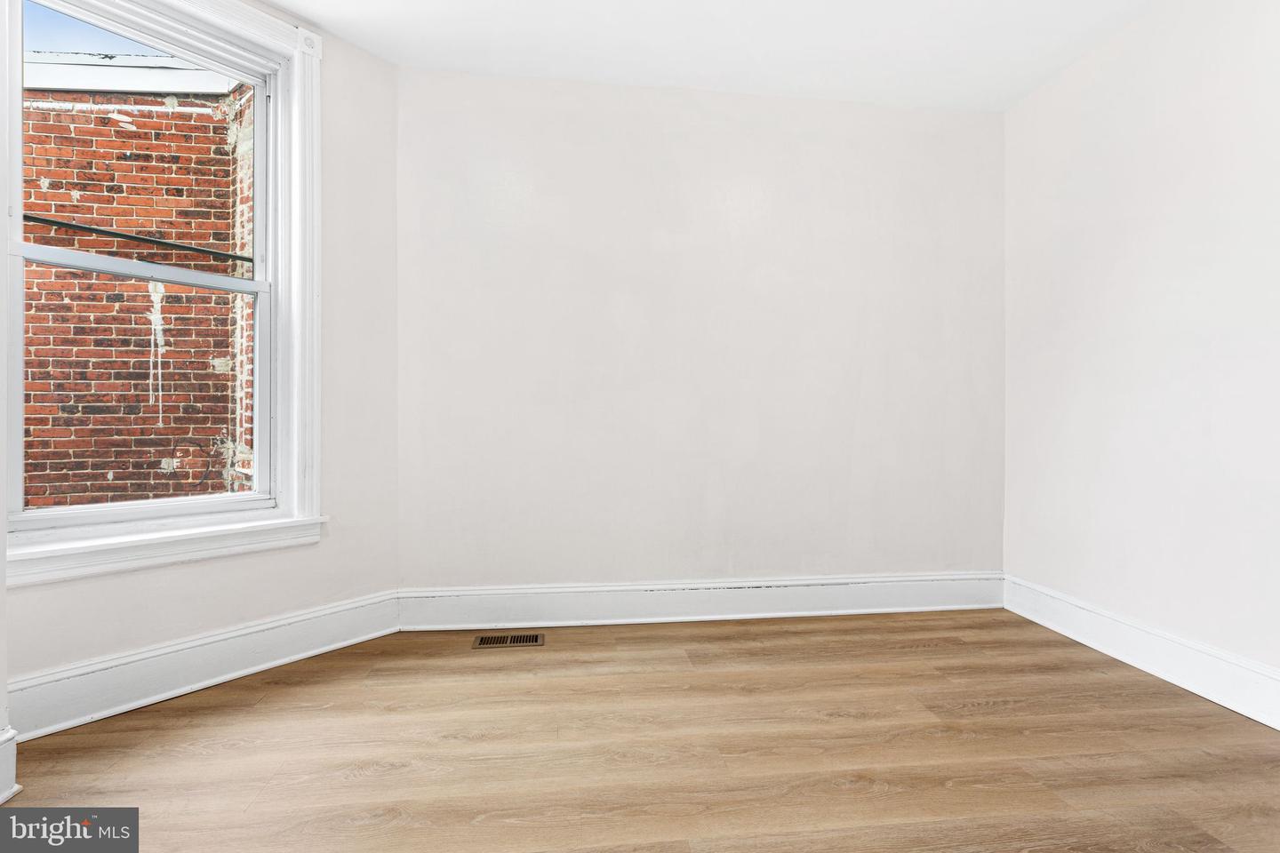 2042 S Cecil St Property Photo 13