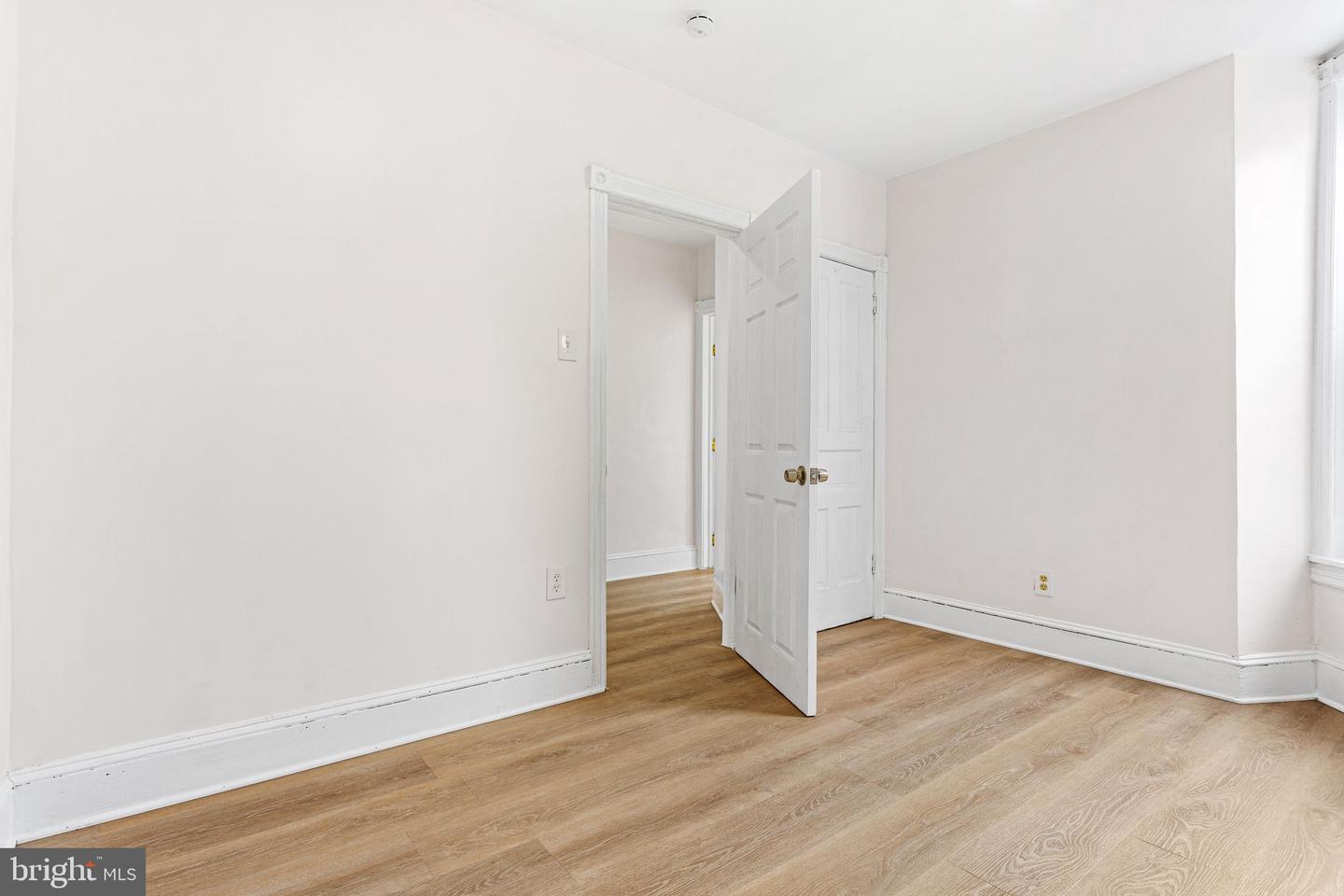 2042 S Cecil St Property Photo 14