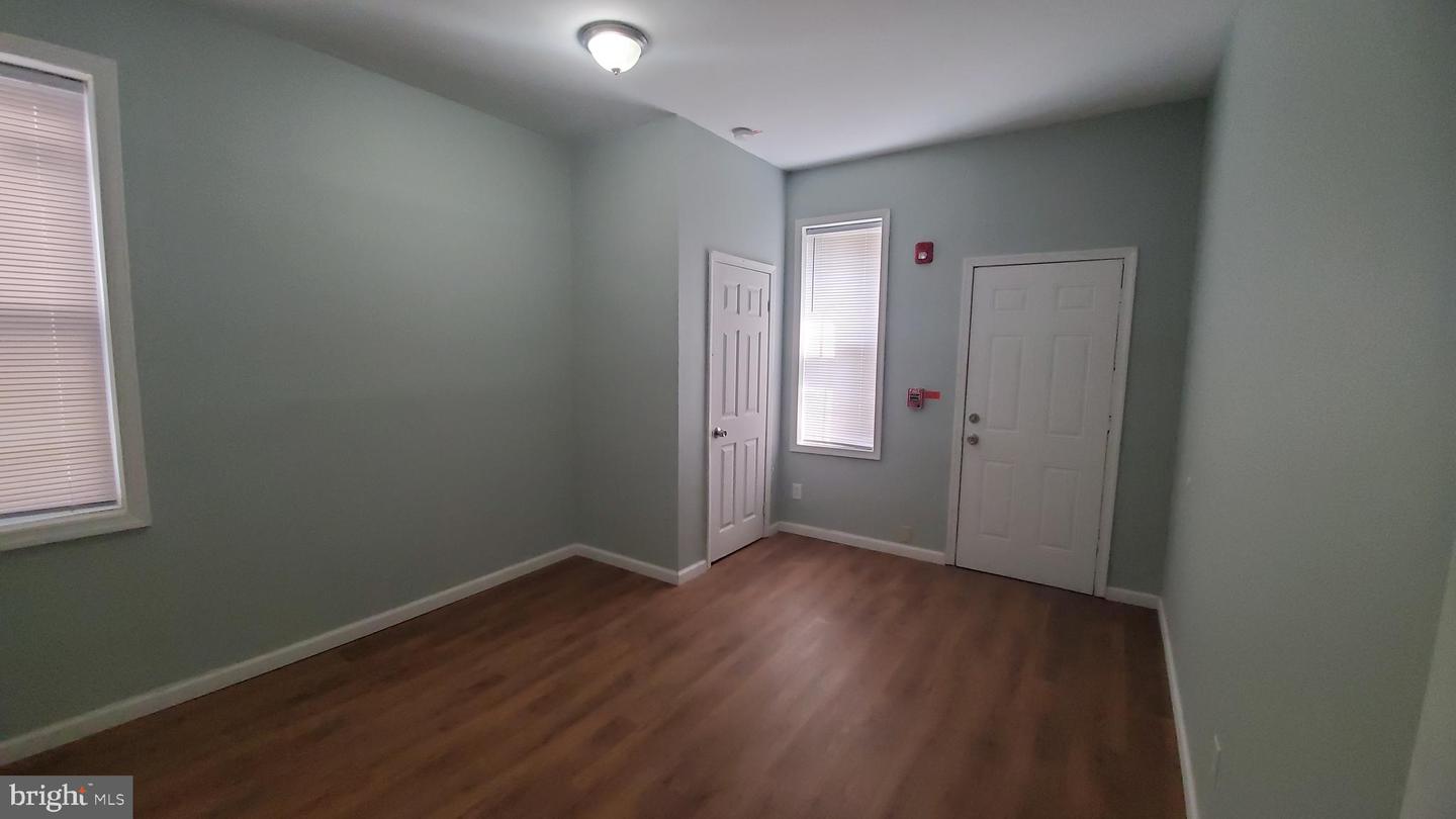 2208 W Venango St Property Photo 6