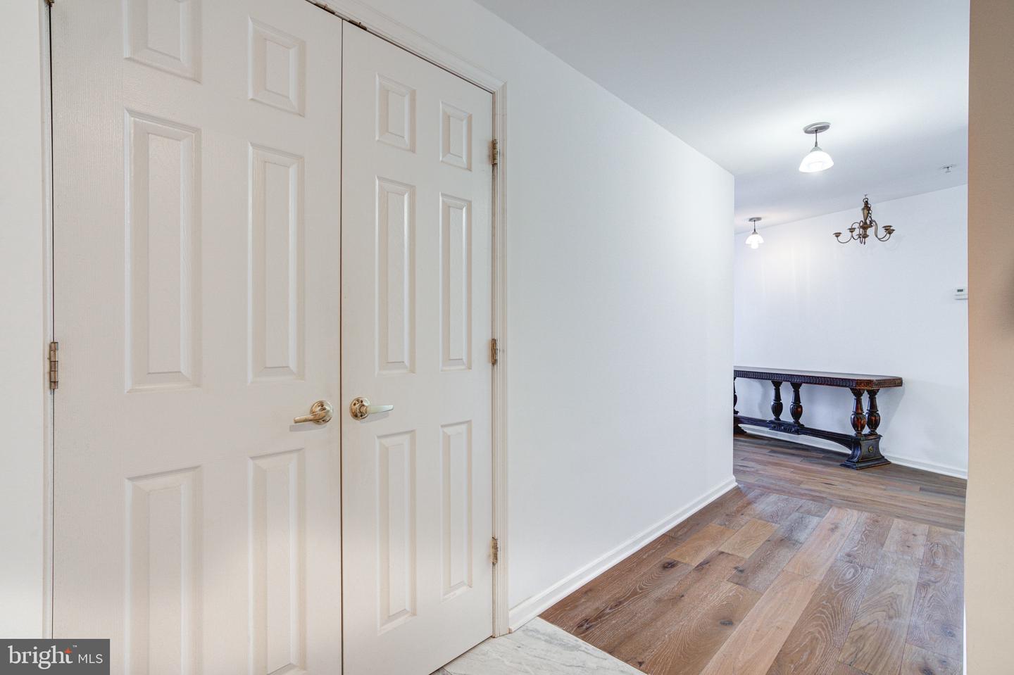 837 N 2nd St #202 Property Photo 15