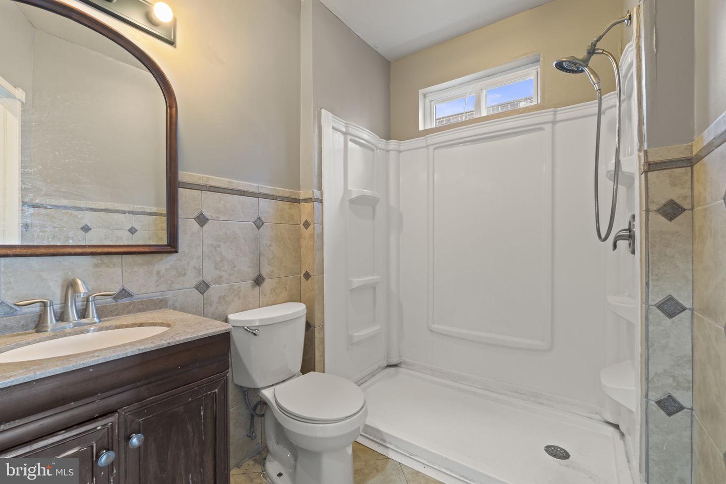 3921 N 7th St Property Photo 12