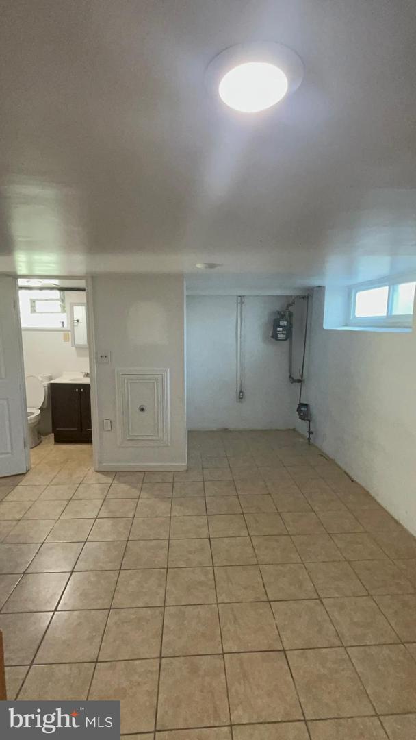 1836 Faunce St Property Photo 20