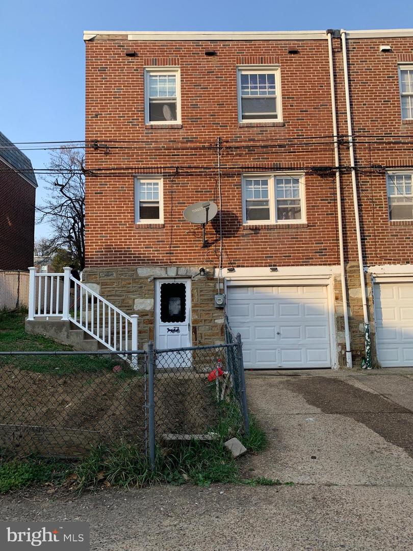 1836 Faunce St Property Photo 25