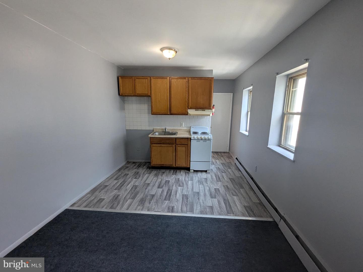 3214-16 Frankford Ave Property Photo 4