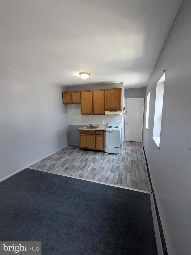 3214-16 Frankford Ave Property Photo 8