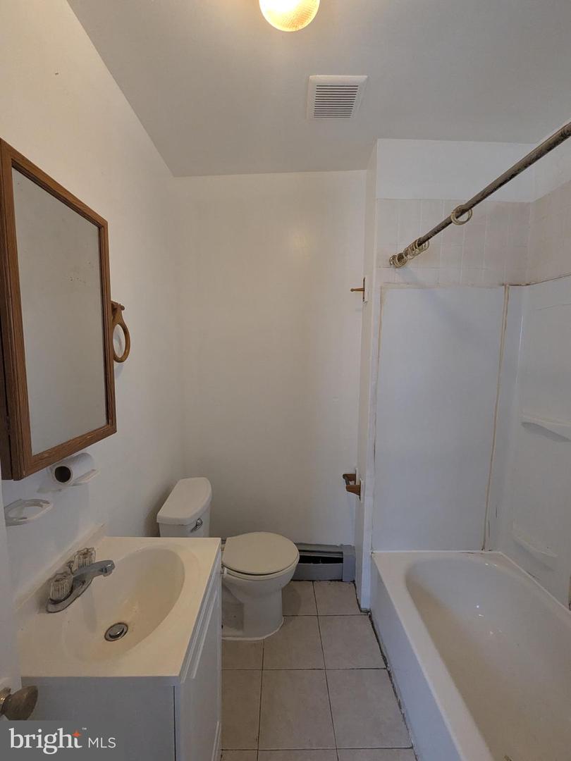 3214-16 Frankford Ave Property Photo 9