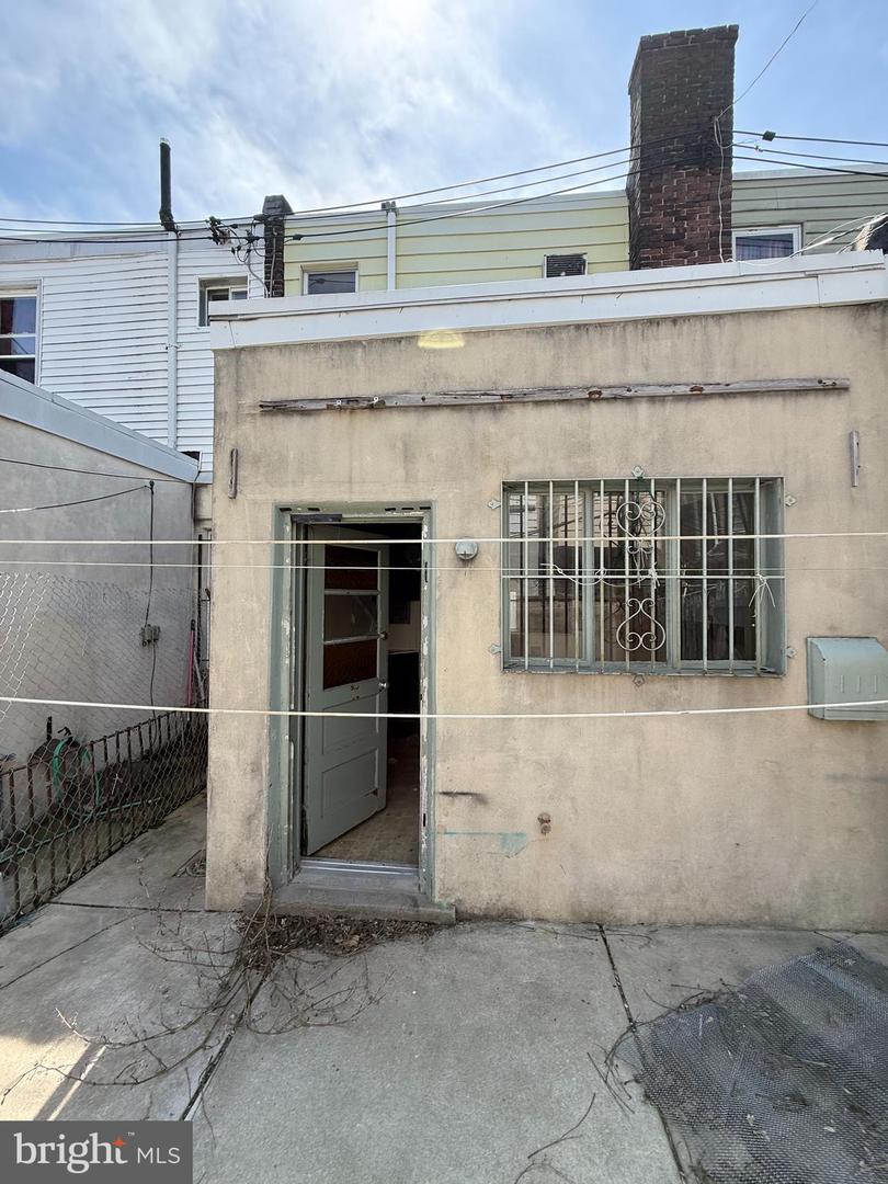 2249 Cantrell St Property Photo 6