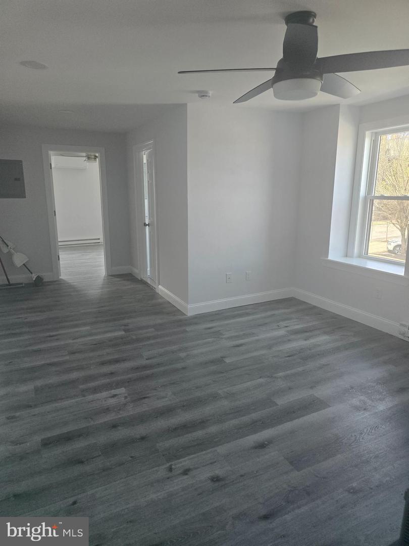 5925 Ridge Ave #5 Property Photo 13