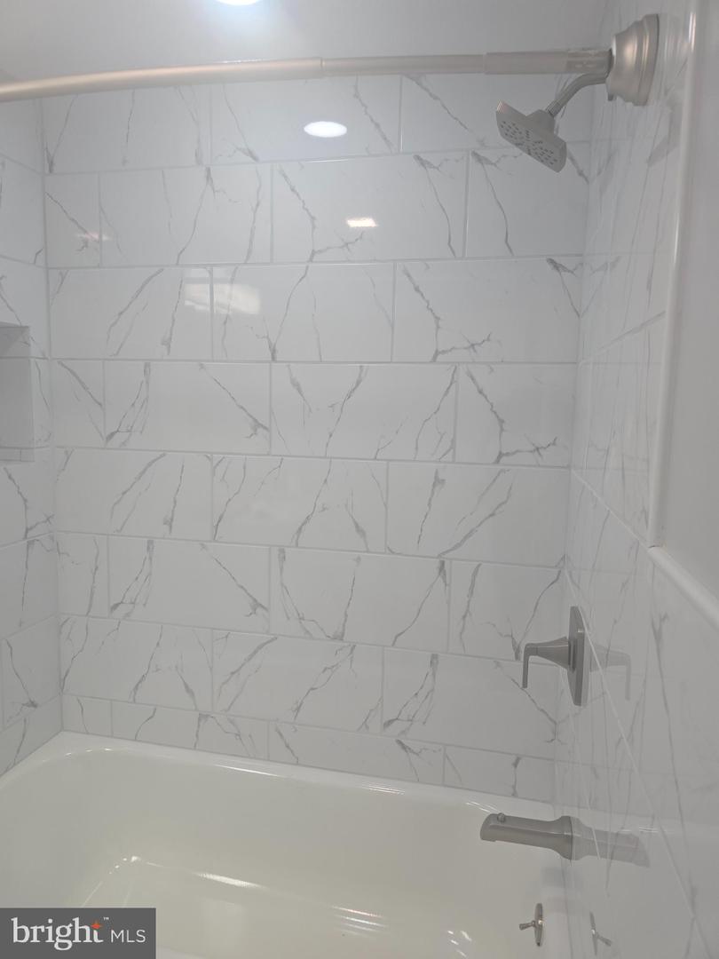 5925 Ridge Ave #5 Property Photo 18