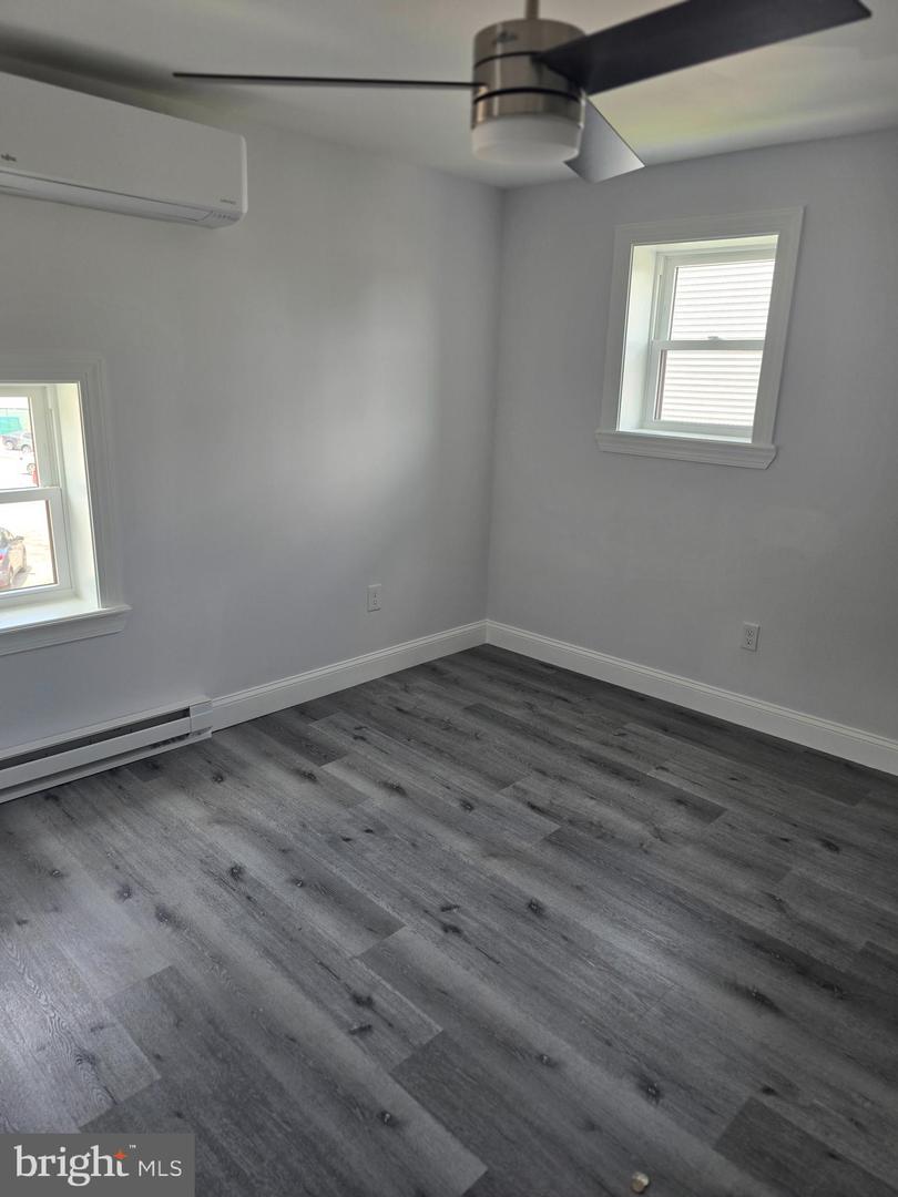 5925 Ridge Ave #5 Property Photo 24