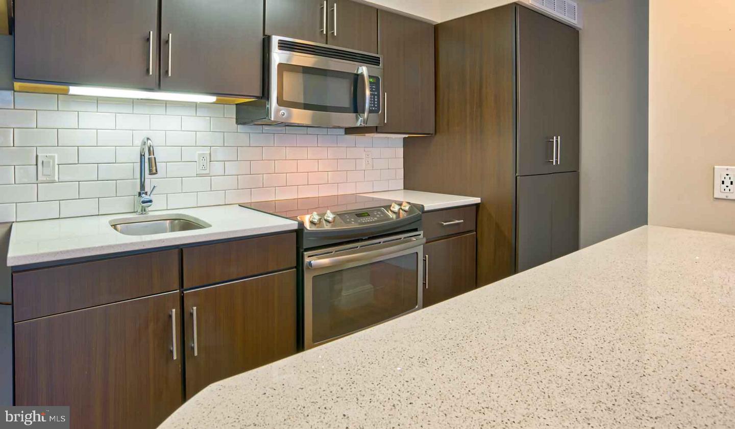 1815 John F Kennedy Blvd #625 Property Photo 15