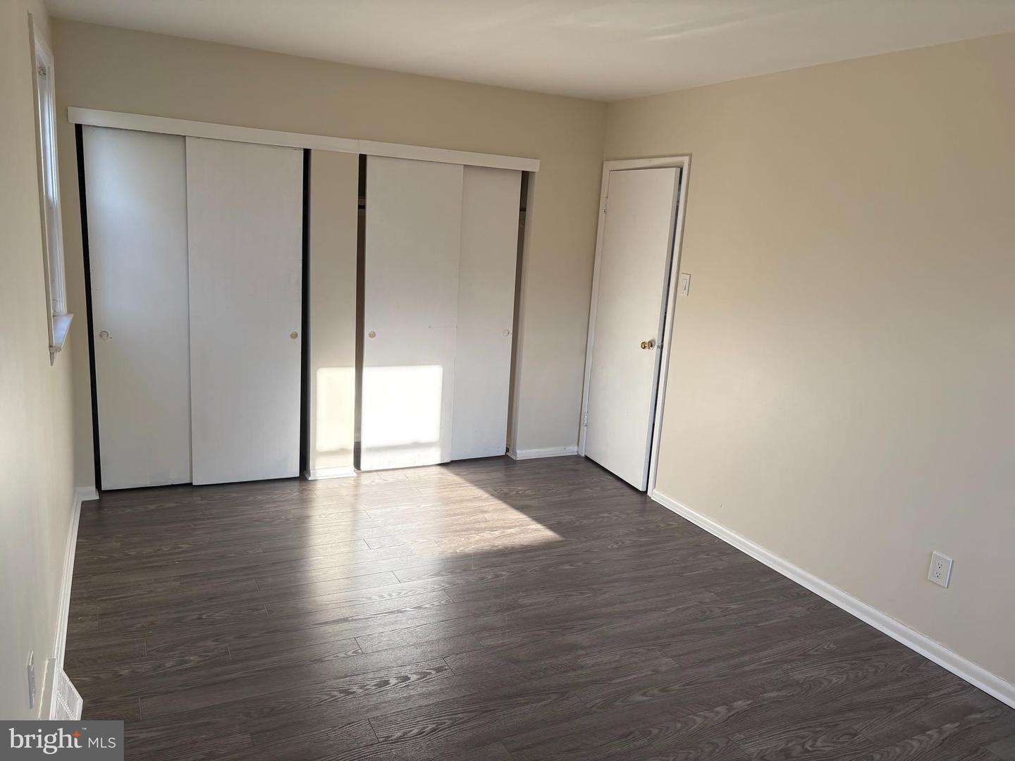261 Ridgeway Ter Property Photo 10